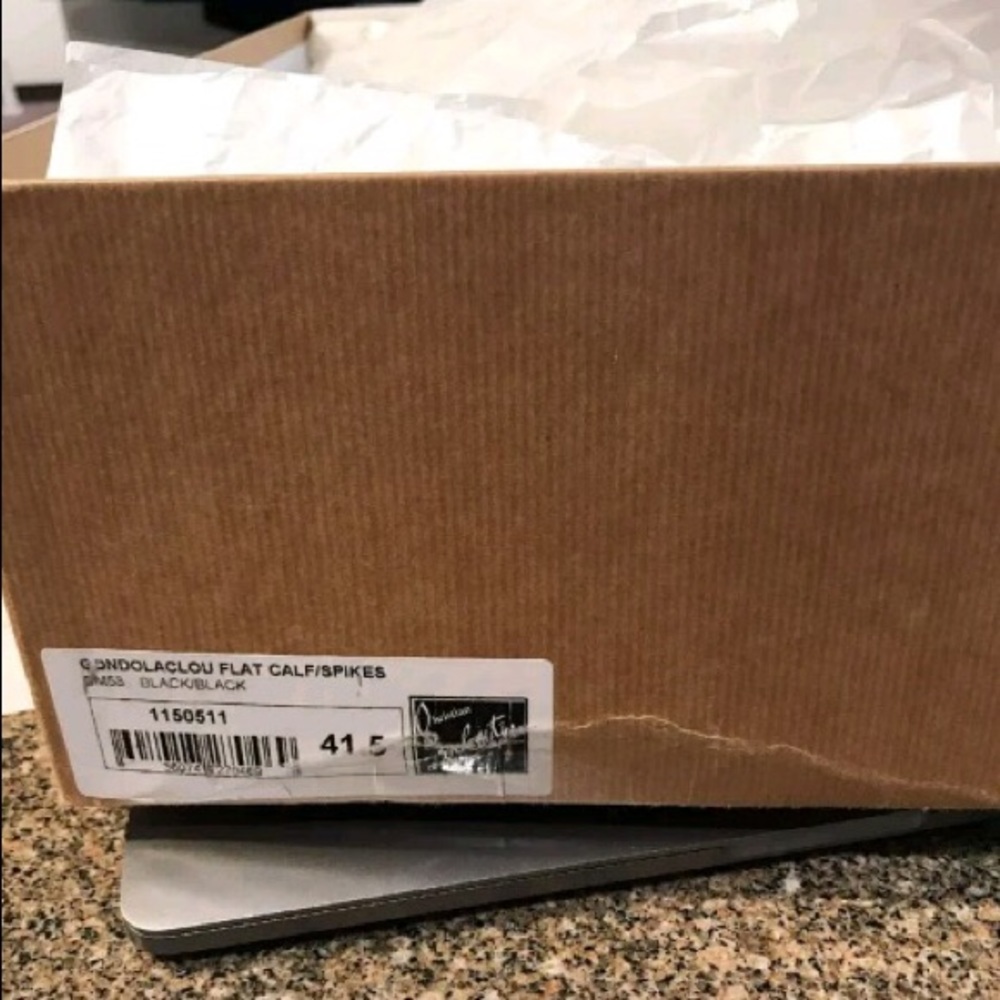 Comment size below - Picture 5 of 5